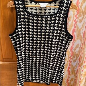 Misook Houndstooth Knit Tank